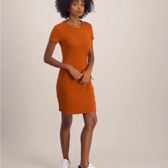 And now this Dress 2Xl size  NWT dust orange color - Picture 3 of 8